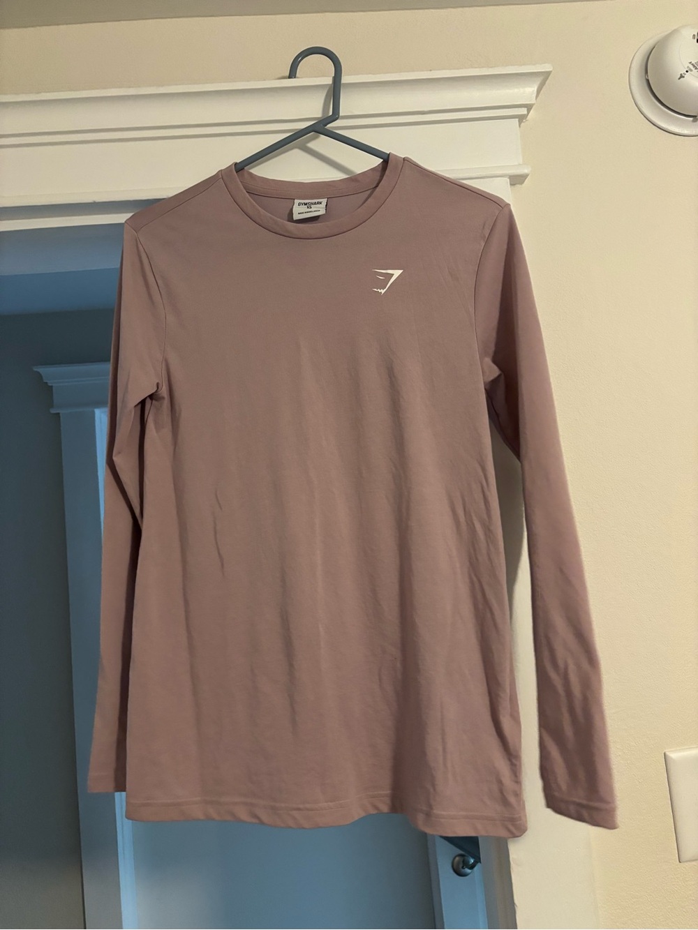 Gymshark Woman’s Long Sleeve Crew - Mauve Pink
